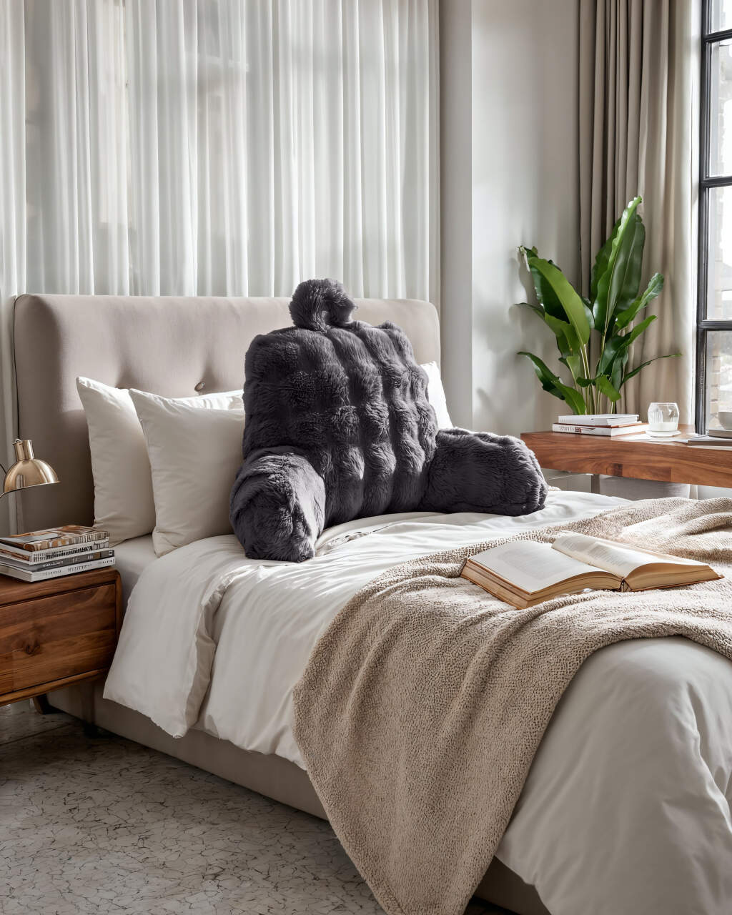 Bedrest Pompom Antraciet 34 x 50