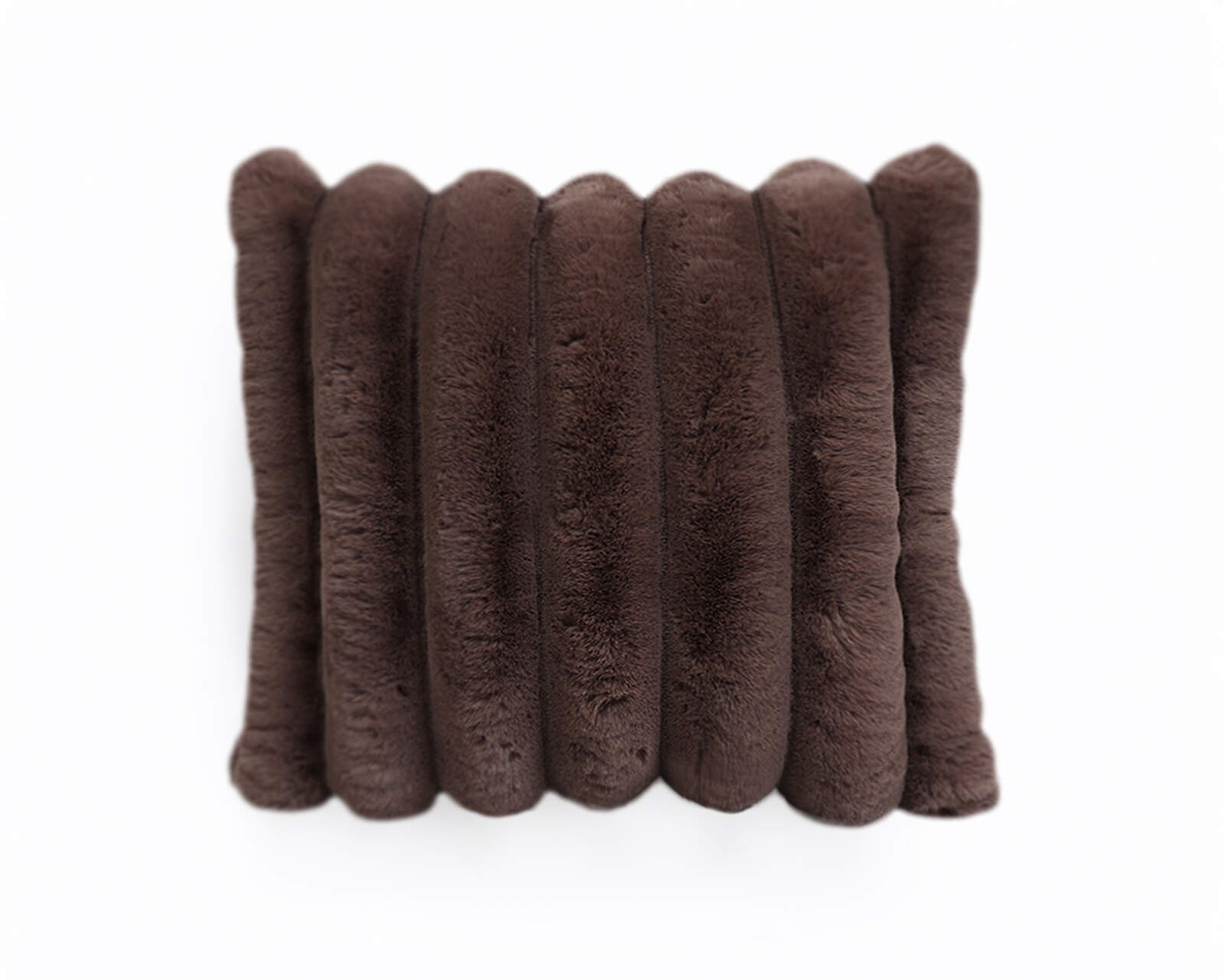 Rib Rabbit Fur Sierkussen Taupe 50 x 50