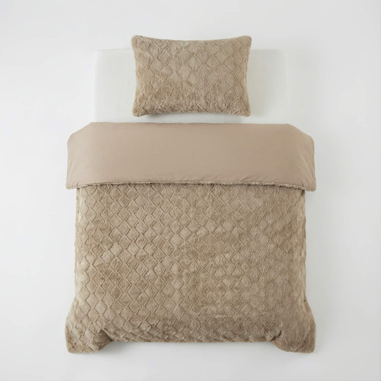 Faux Fur Syon Taupe 140 x 200/220